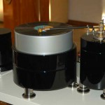 AAS_Gabriel_TurnTable hand polished black