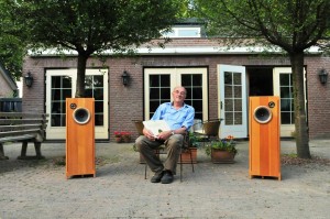 hans speakers his yard hans speakers his yard