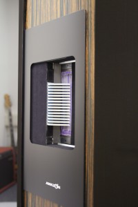 AMAZON AMT One Detail-2